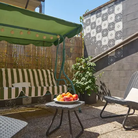 Tina Fronte Mura Con Terrazza Privata Apartamento